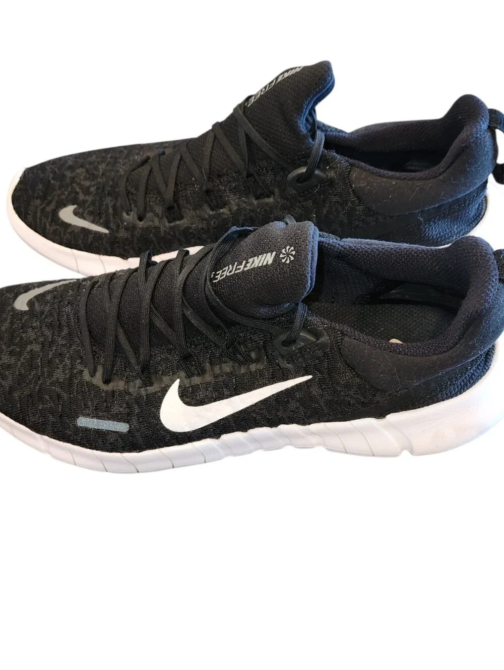 NIKE Free Run 5.0 Next Nature Running Shoes Black/White Women's Size 8.5 Light